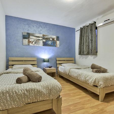 Spinola Court - Stunning Seaview Apartment & Penthouse On Spinola Bay By Shortletsmalta Saint Julian's Bagian luar foto