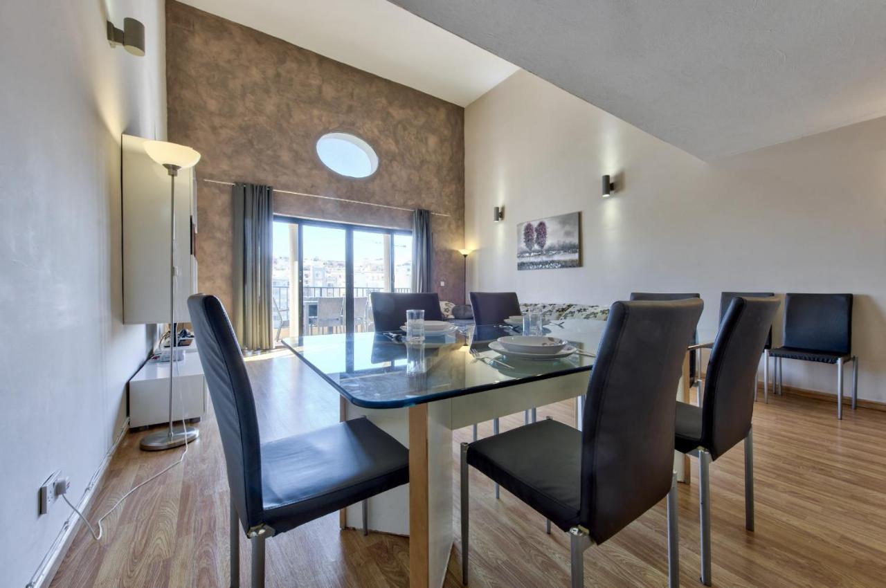 Spinola Court - Stunning Seaview Apartment & Penthouse On Spinola Bay By Shortletsmalta Saint Julian's Bagian luar foto
