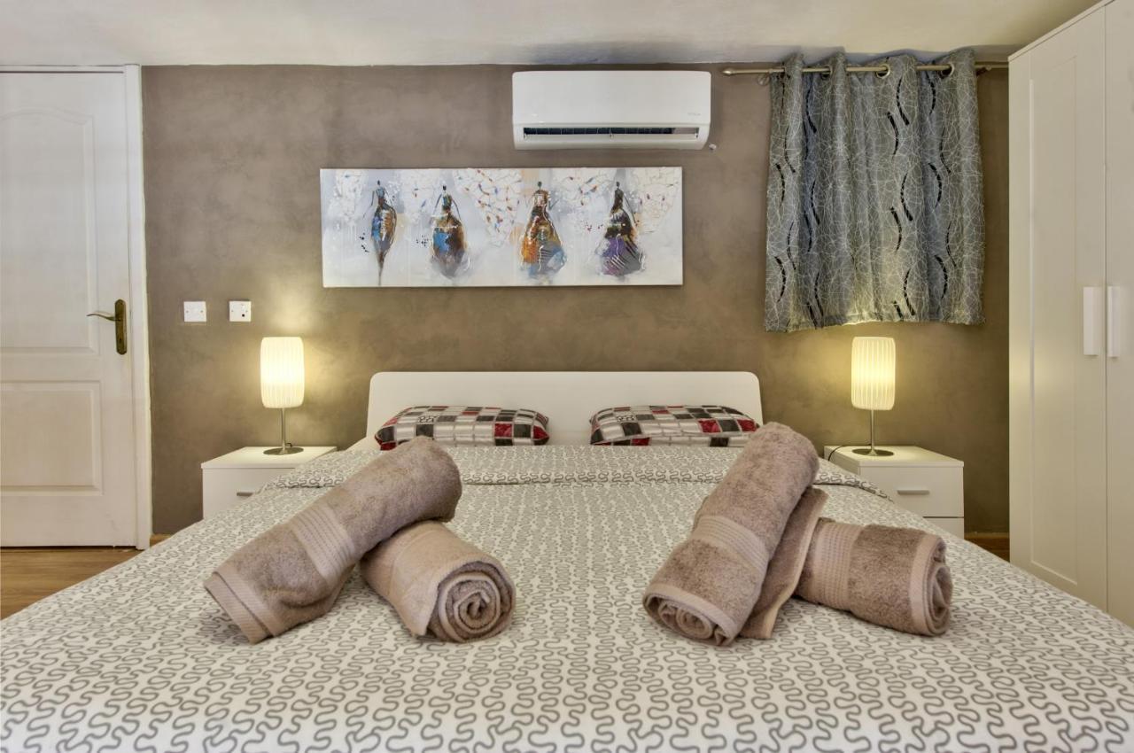 Spinola Court - Stunning Seaview Apartment & Penthouse On Spinola Bay By Shortletsmalta Saint Julian's Bagian luar foto