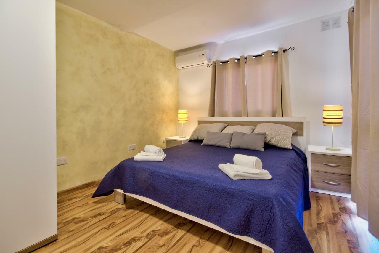 Spinola Court - Stunning Seaview Apartment & Penthouse On Spinola Bay By Shortletsmalta Saint Julian's Bagian luar foto